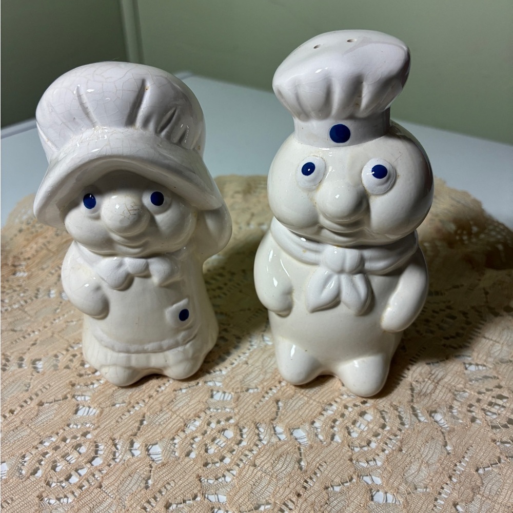 Vintage Pillsbury Doughboy Salt and Pepper Shakers, 1980s Ceramic Set